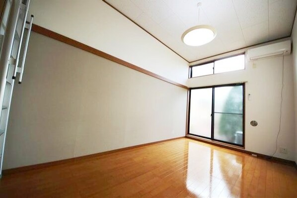 メインシティガーデン アイリスファームの物件内観写真